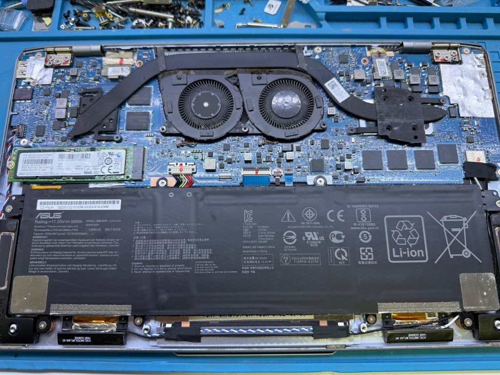 Asus ZenBook UX392F 2. EL Bilgisayar - Detay 10