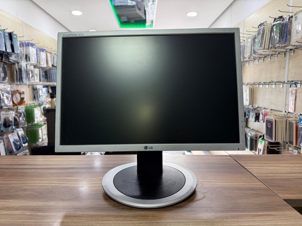 LG Flatron L194WT Monitör