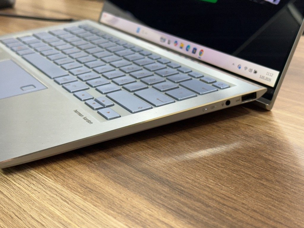 Asus ZenBook UX392F 2. EL Bilgisayar - Detay 3