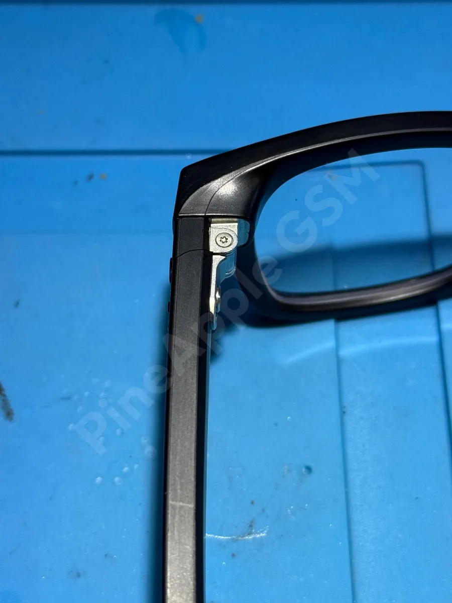 RAY-BAN META TAMİRİ İSTANBUL PİNEAPPLE SERVİS Öncesi