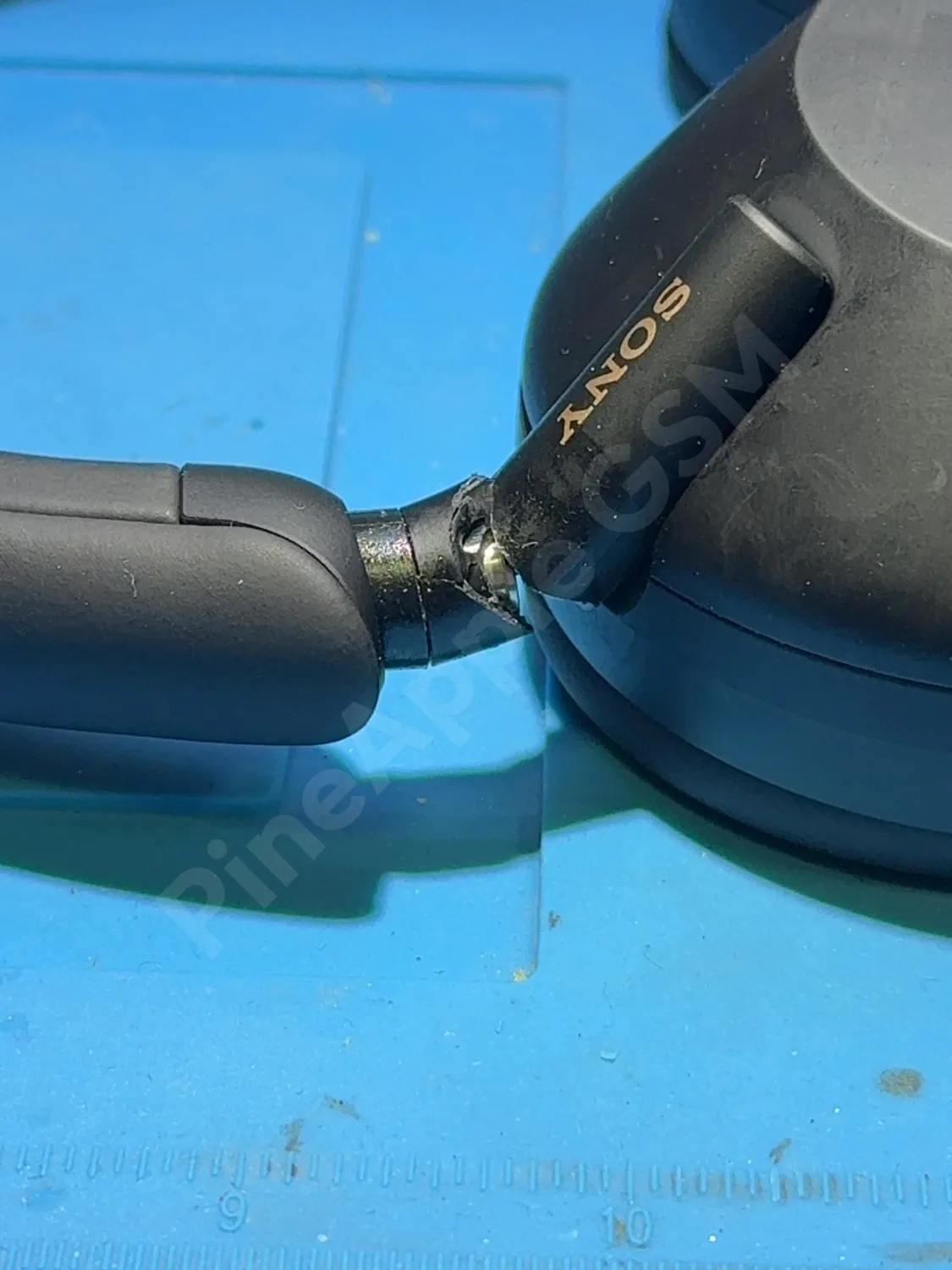 Sony Xm5 Kulaklık Menteşe Tamiri Öncesi Sonrası Öncesi